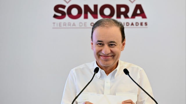 Alfonso Durazo lanza “Borrón y Cuenta Nueva” y elimina adeudos vehiculares.