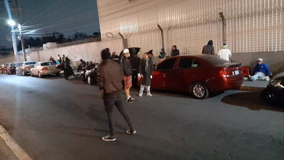 Fans de Blackpink acamparon en el Foro Sol para vencer a Ticketmaster.