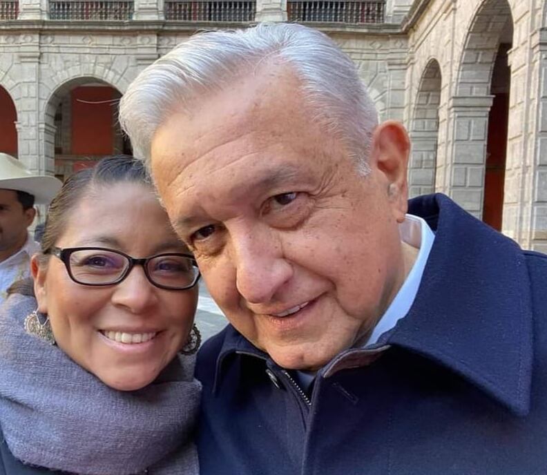 Erika Vanessa del Castillo Ibarra y AMLO