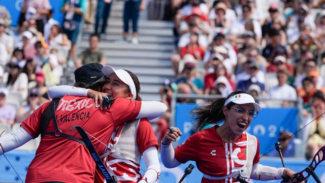 Alejandra Valencia, Ana Paula Vázquez y Ángela Ruiz l