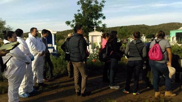 Exhumación de cuerpos de fosas clandestinas en Coahuila