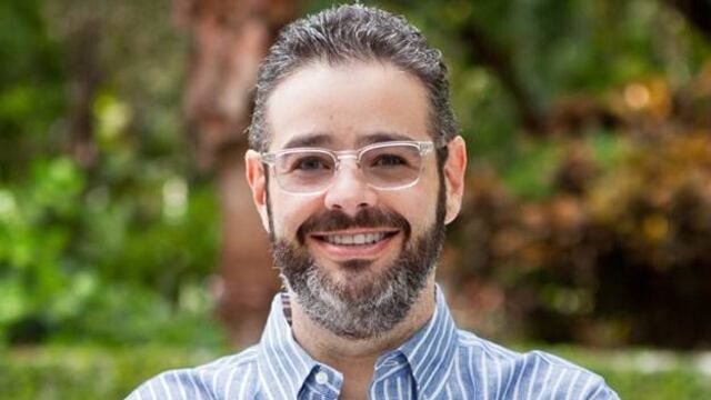 Isaac Lee, nuevo director de contenidos para ambas televisoras.