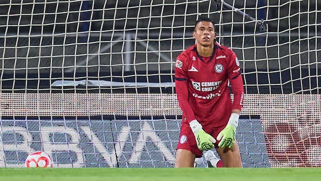 Denuncian a Kevin Mier, portero de Cruz Azul, por dejar hecha un desastre la casa que rentaba en CDMX; hasta el horno se habría llevado.