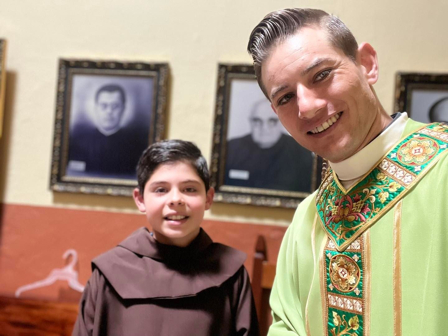 Sacerdote Heriberto García