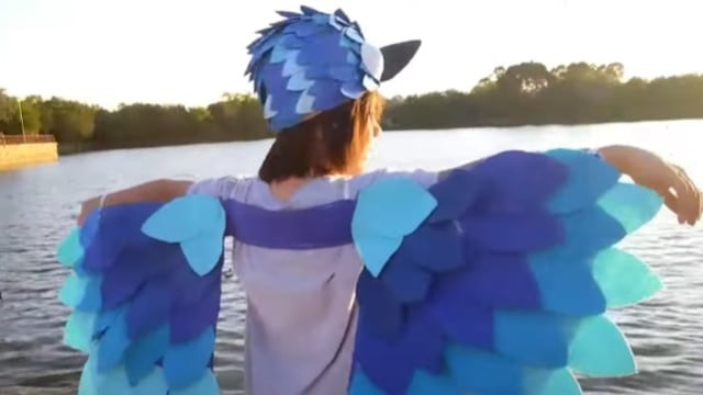 Disfraz de guacamaya azul para primavera