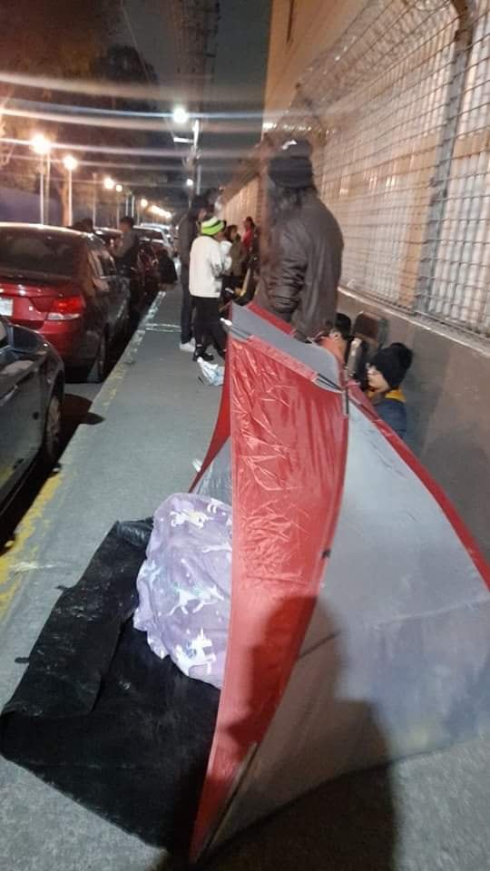 Fans de Blackpink acamparon en el Foro Sol para vencer a Ticketmaster.