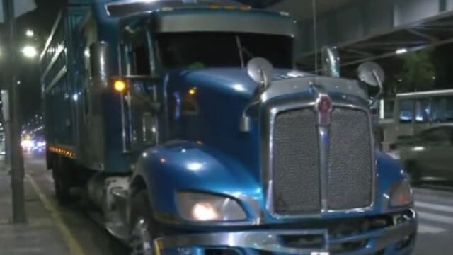 Policía de CDMX recupera tráiler robado tras persecución en autopista México-Puebla