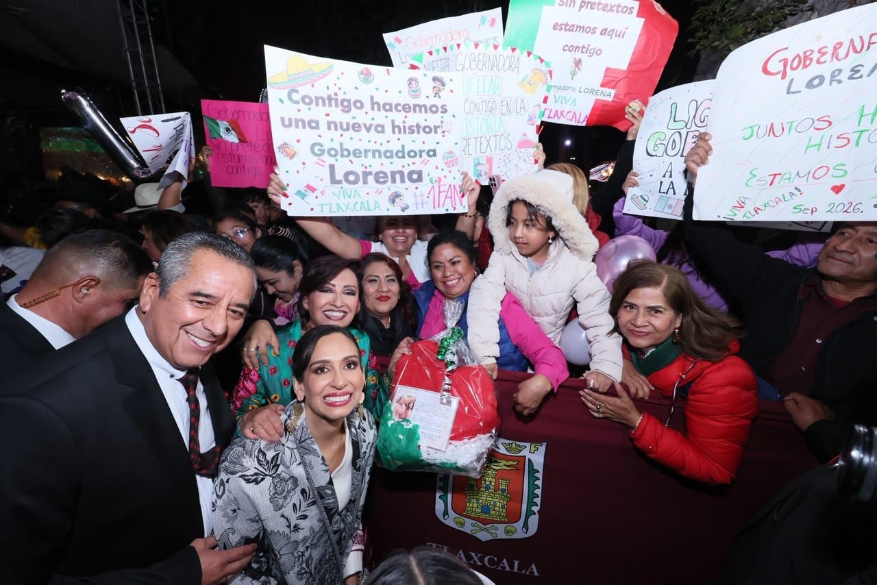 Lorena Cuéllar da su último Grito de Independencia como gobernadora de Tlaxcala.