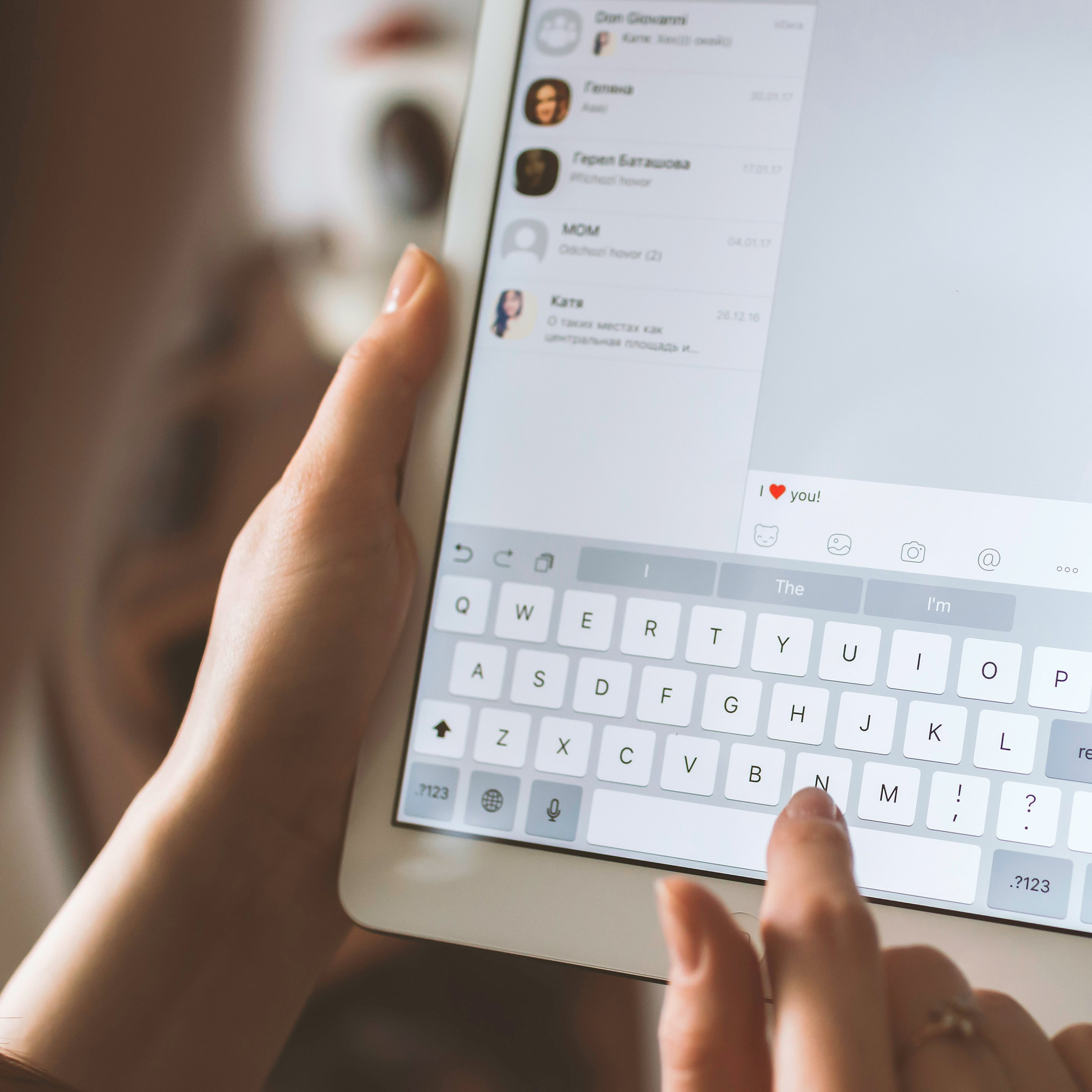Los grupos de WhatsApp: microdictaduras cotidianas