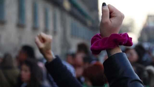 Protesta de colectivos feministas en la capital del país