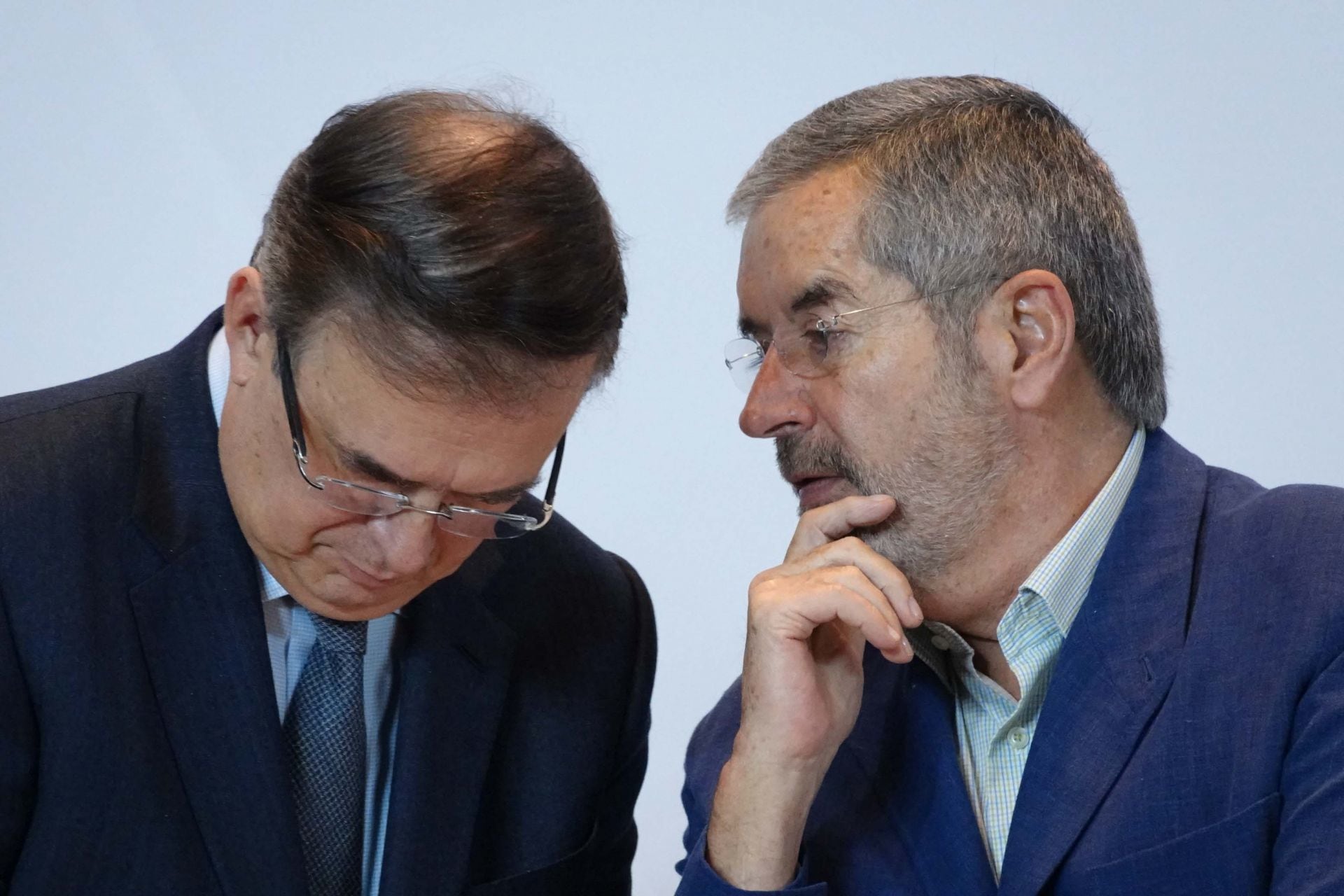 Marcelo Ebrard y Juan Ramón de la Fuente