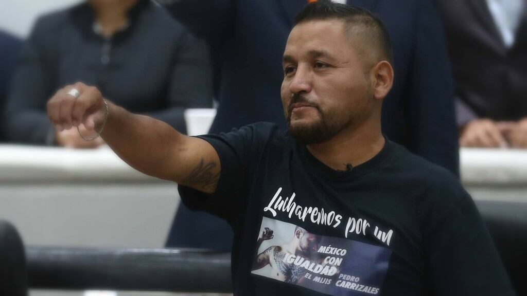 Papá de Pedro Carrizales “el Mijis” denuncia que camioneta calcinada no era la suya