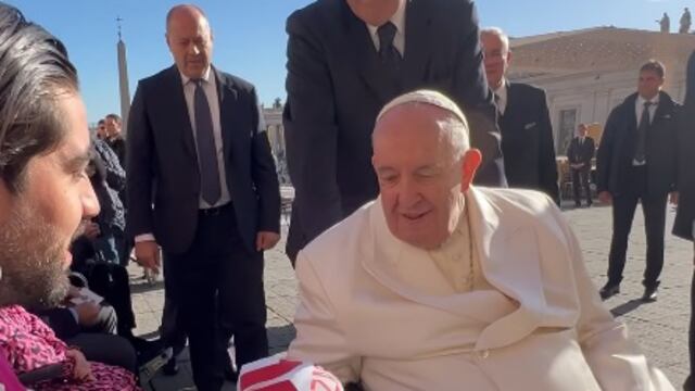 Rodolfo Pizarro viajó al Vaticano