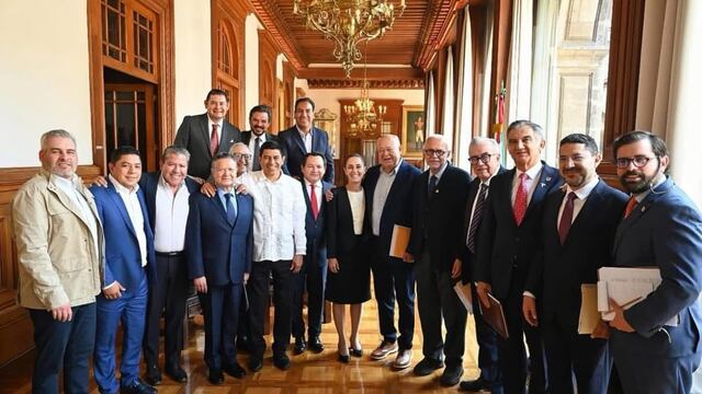 Ricardo Gallardo revisa avances del IMSS-Bienestar con Claudia Sheinbaum