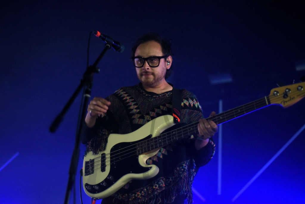 Erik Vázquez, guitarrista de Camilo Séptimo.