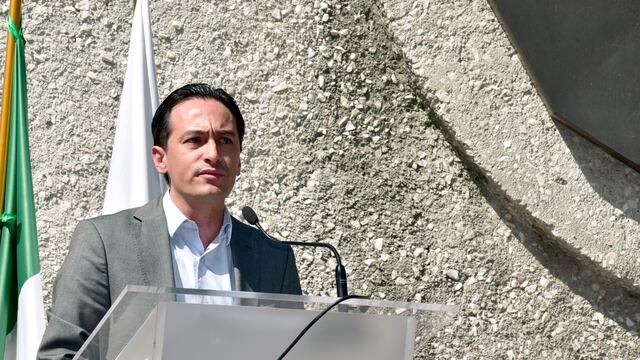 Andrés Atayde Rubiolo. Acusa a morenistas de no saber gobernar.