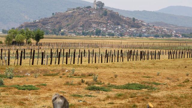 Lago de Pázcuaro seco