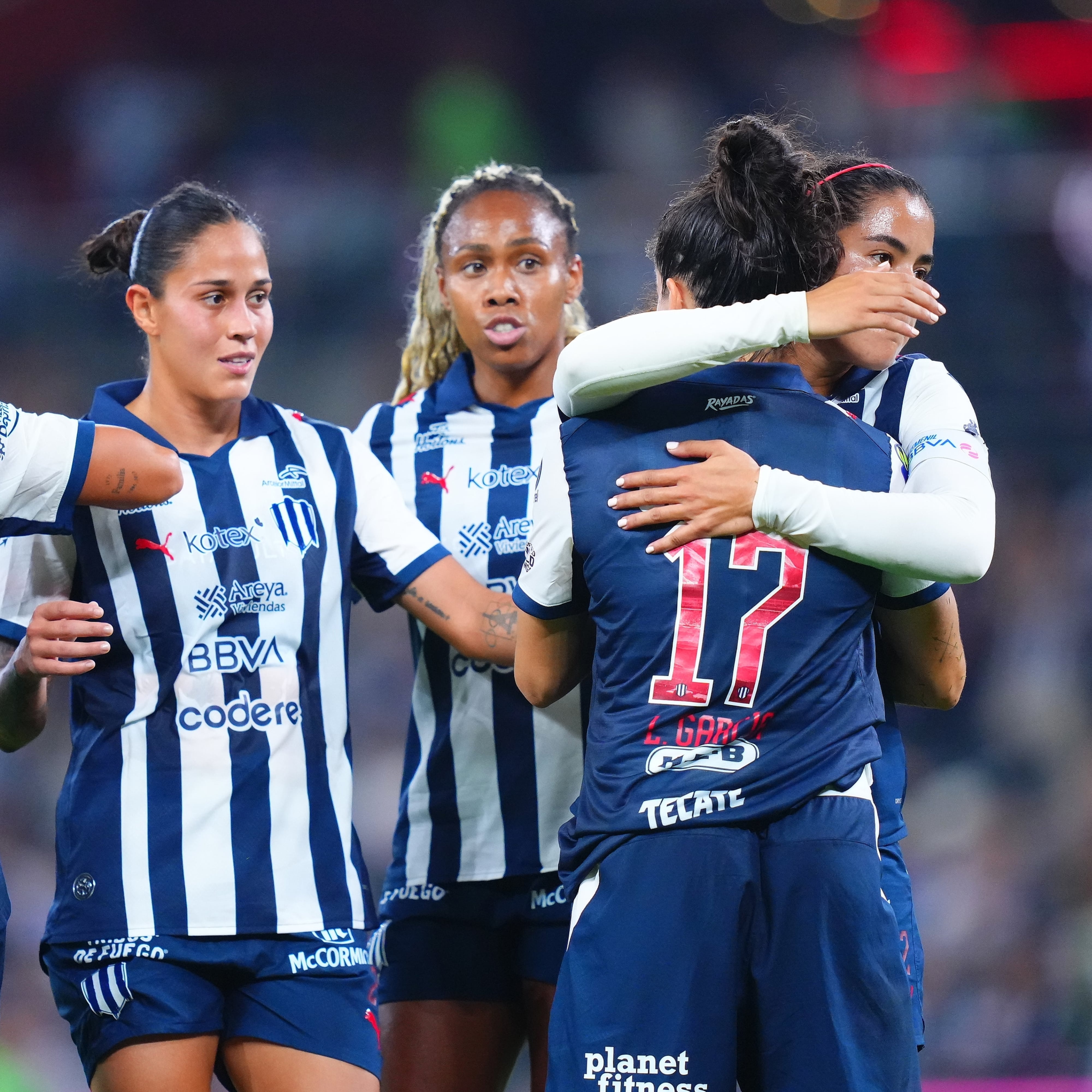 Rayadas se queda con el liderato del Grupo A tras golear a Pumas