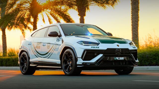 Patrulla Lamborghini Urus Performante