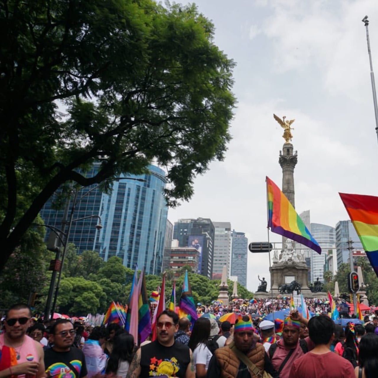 Marcha LGBT sí llegará al Zócalo: así convivirá con protestas y Fan Fest en CDMX