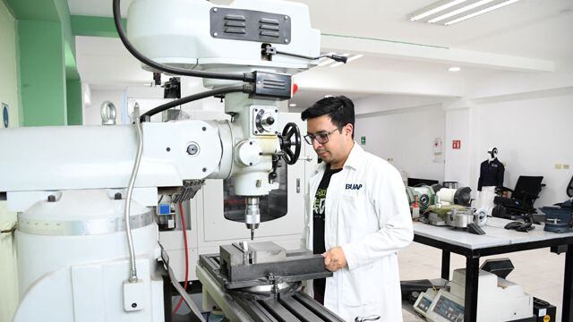 BUAP obtiene distintivo de Red Internacional de FabLab