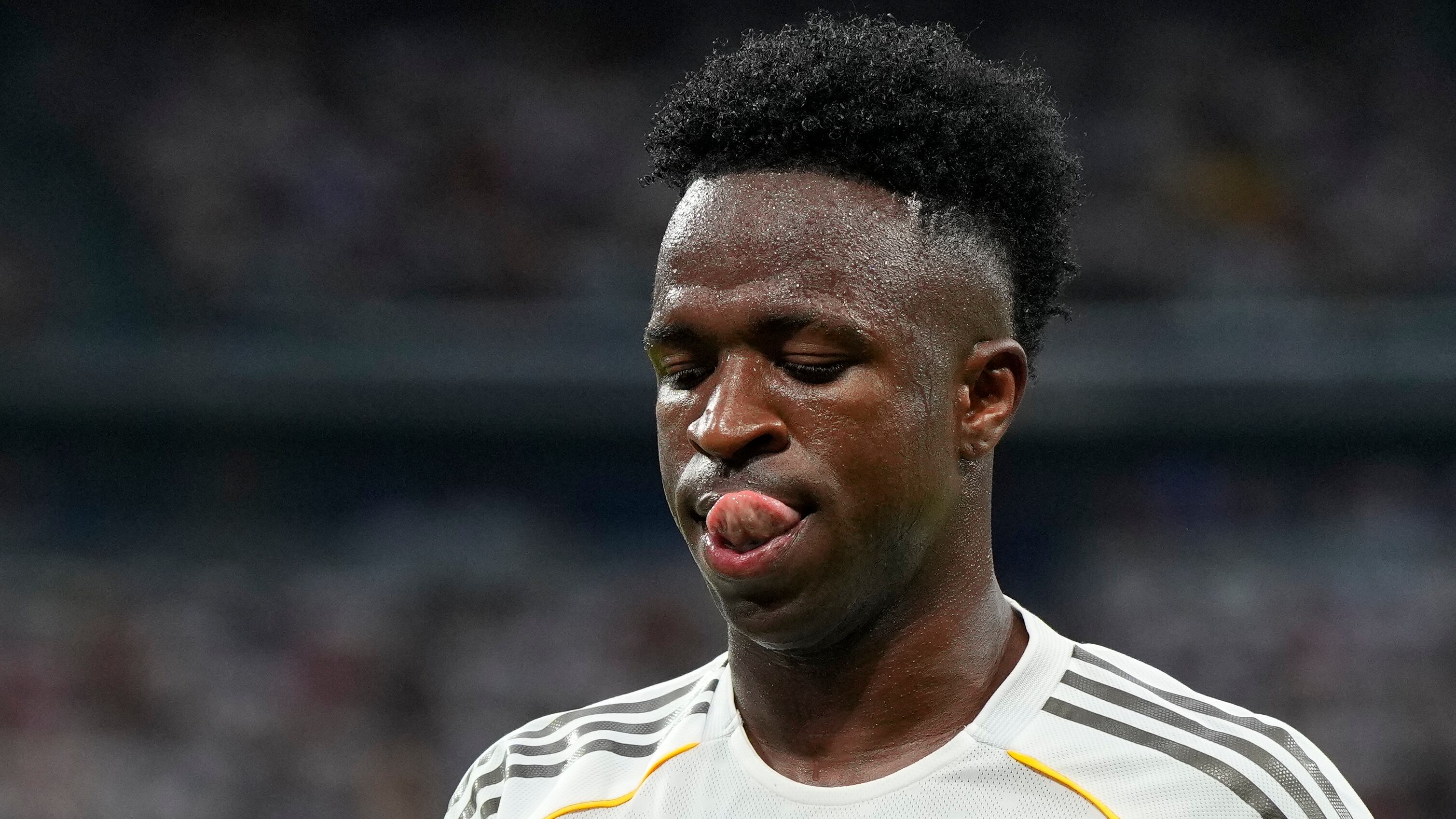 Vinícius Jr. Podría Dejar el Real Madrid en 2026 por Desacuerdo con Xabi Alonso