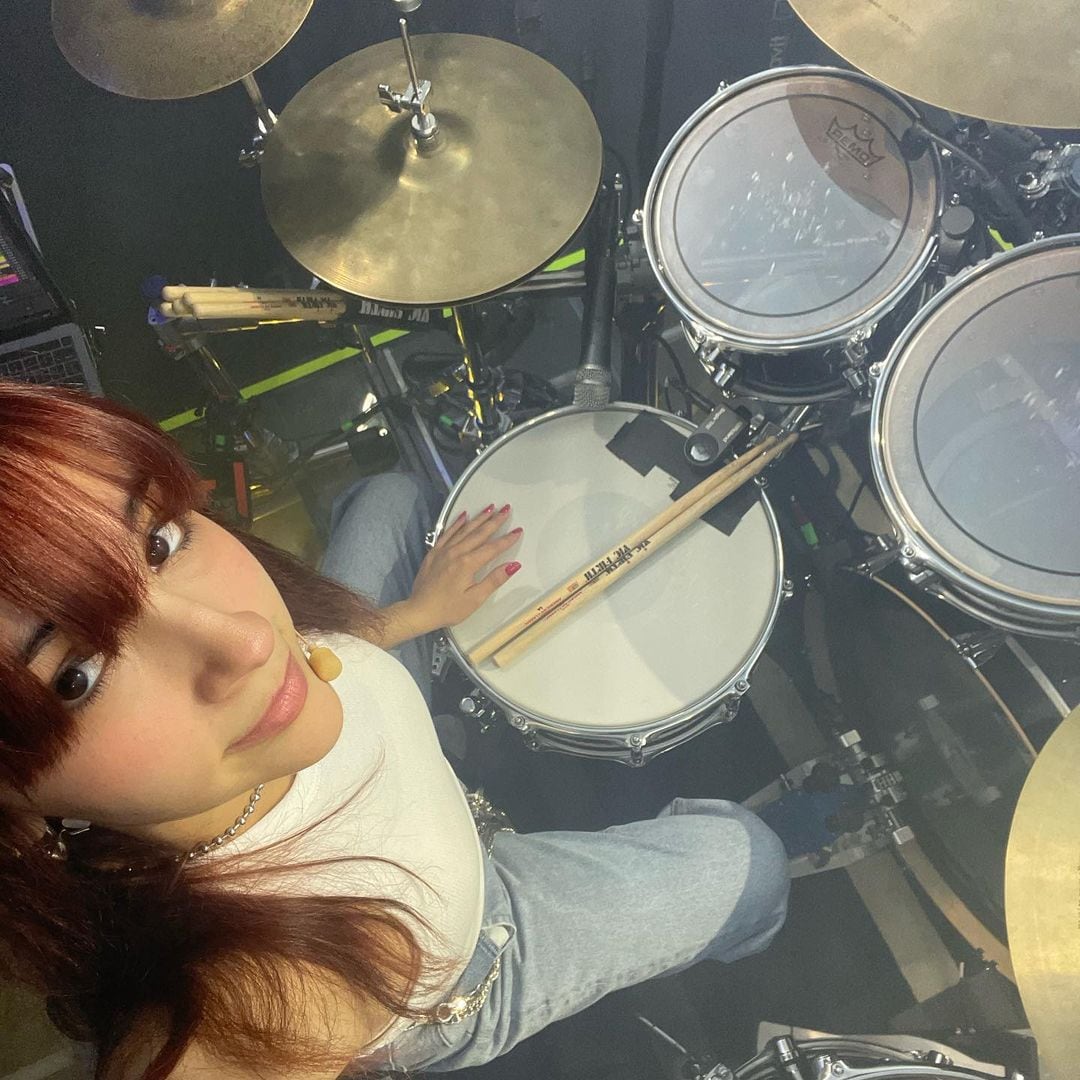 Paulina Villarreal de The Warning