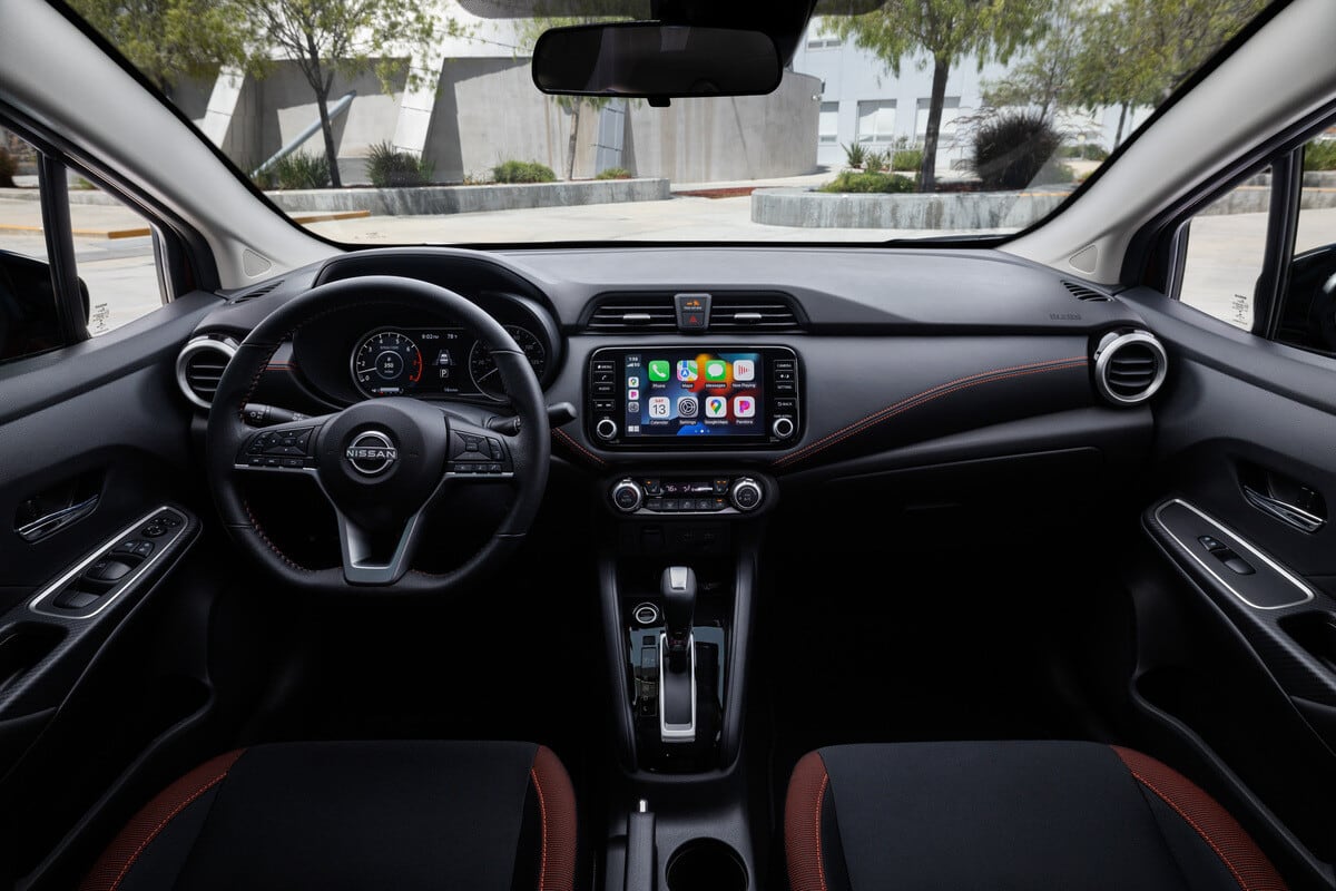 Nissan Versa 2023