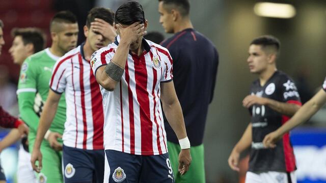Chivas tras caer ante lobos la jornada pasada.