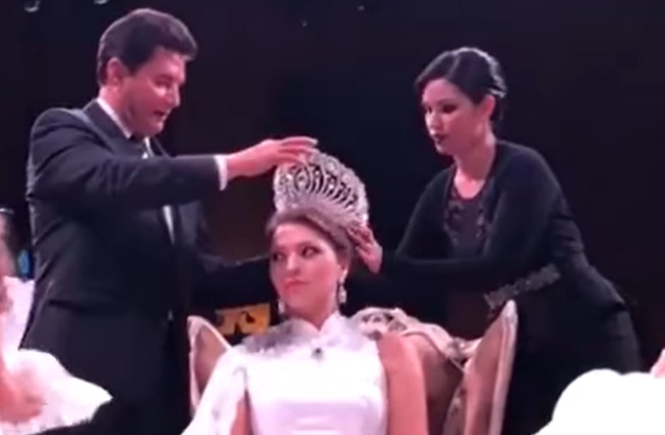 Coronación de Thalía Cornejo durante la Feria de la Candelaria 2017 como reina