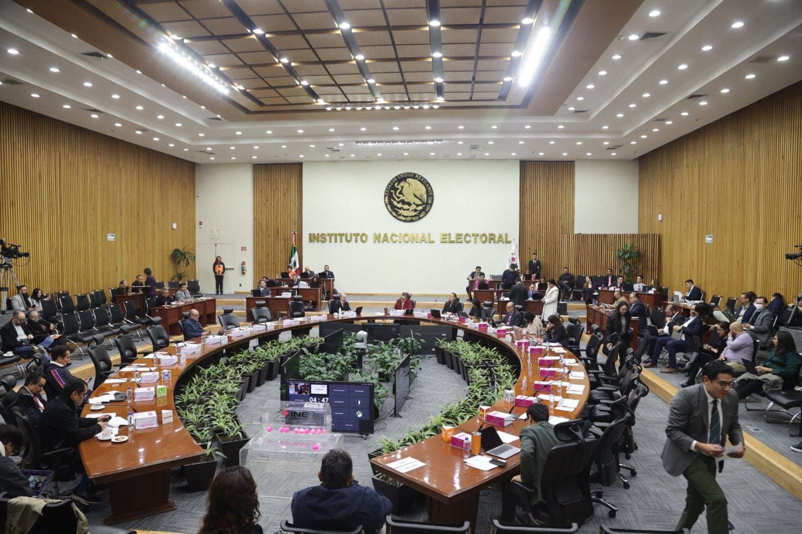 INE no hace milagros