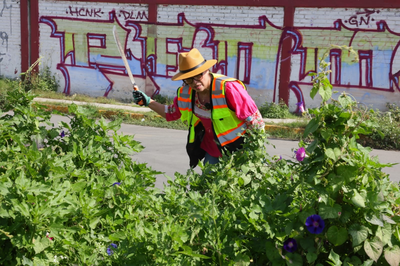Azucena Cisneros destaca retiro de 300 mil toneladas de basura en Ecatepec
