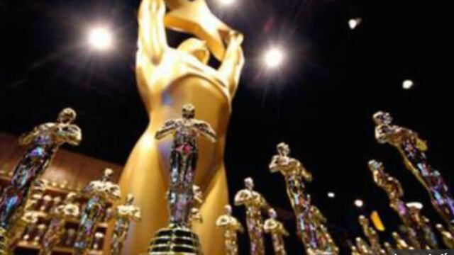 Además de sus valores estéticos (como sus maravillosos planosecuencias), “Roma” tiene dos grandes méritos: llevar al público del “cine taquillero” a ver “películas de arte”, y dejar constancia de los penosos acontecimientos del PRI y su sangriento “halconazo”, el 10 de junio de 1971.