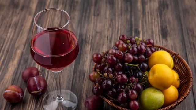 Uvas, vino y dinosaurios