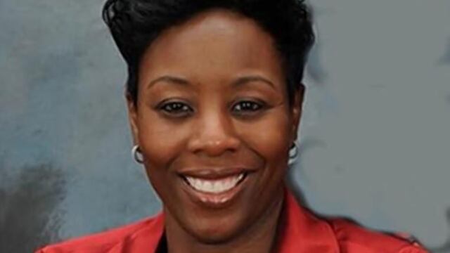 Humillado: Mamá llama a la policía porque su hijo veía porno