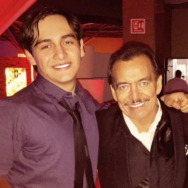 Julián Figueroa y Joan Sebastian.