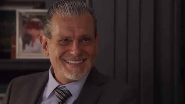 Luis Portilla trong phim Mrs. Garcia's Daughters.