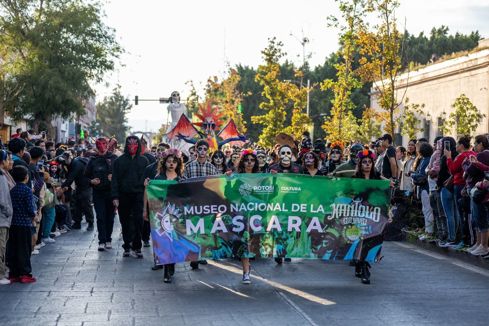 San Luis Potosí: monumental desfile de Xantolo en tu ciudad conquista a potosinos