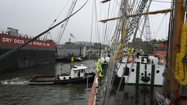 Buque Escuela Cuauhtémoc regresa a México tras accidnete que dejó 2 muertos