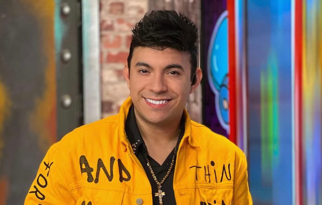 Héctor Garza, conductor de Es Show que se quitó el peluquín