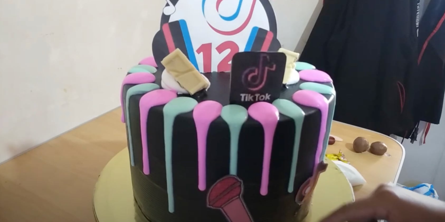 Preparación del pastel de TikTok