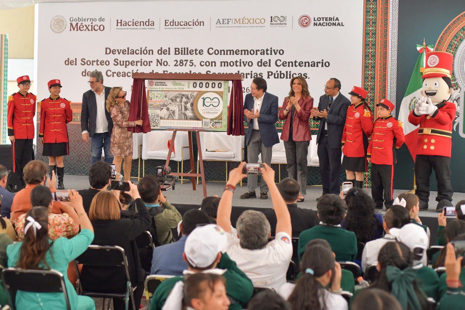 La secundaria cumple 100 años como motor de transformación social