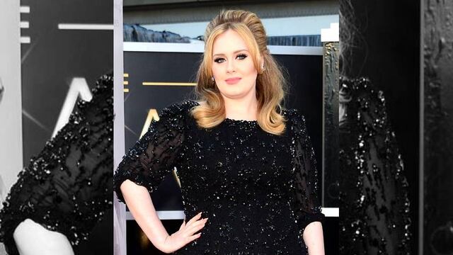 Además de revelar el nombre de su nuevo disco, la cantante se disculpa por la tardanza. 