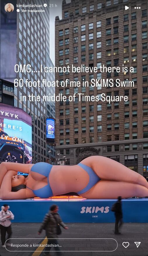 La muñeca inflable de Kim Kardashian sorprende en Times Square