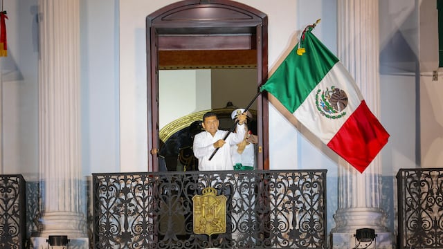 Javier May da Grito de Independencia en Tabasco.