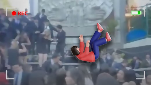 Foto de generación termina en accidente en la Universidad Veracruzana