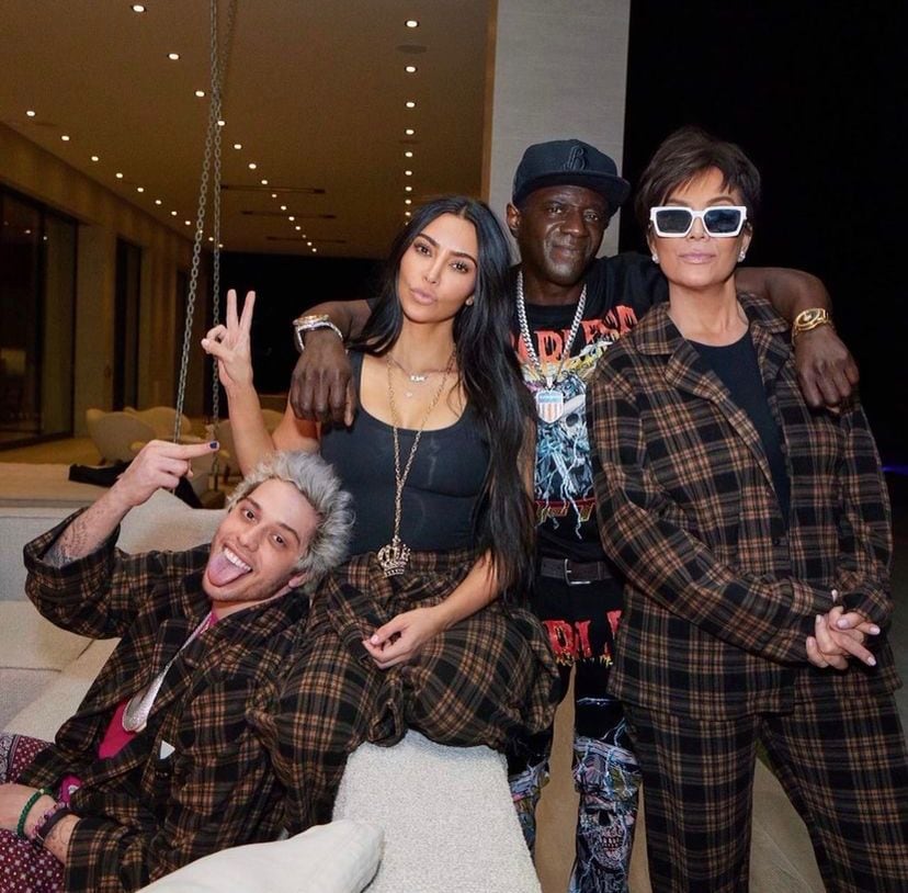 Kris Jenner, Flavor Flavo, Kim Kardashian y Pete Davidson