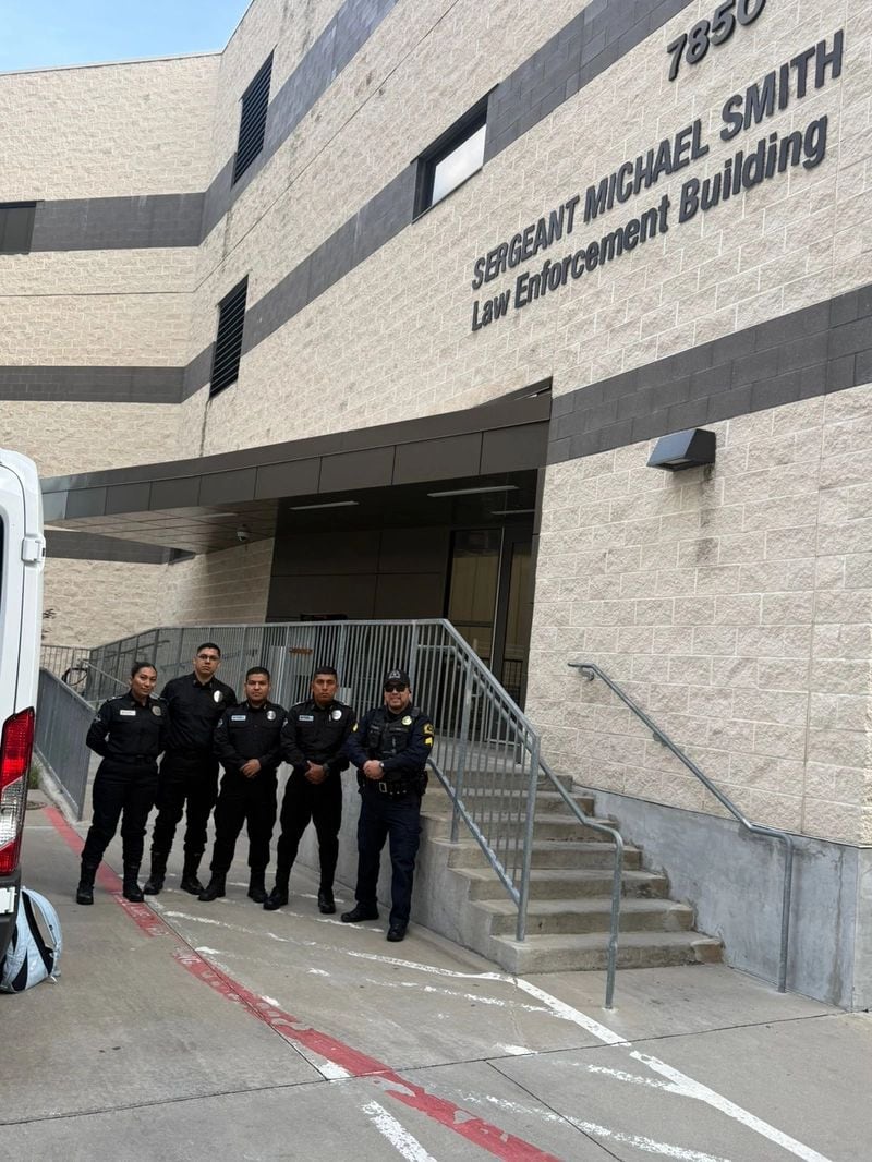 Policías de Dallas visitan Monterrey para reforzar seguridad y cooperación.