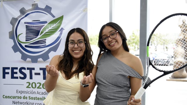 Estudiantes BUAP crean biohilos de sargazo.