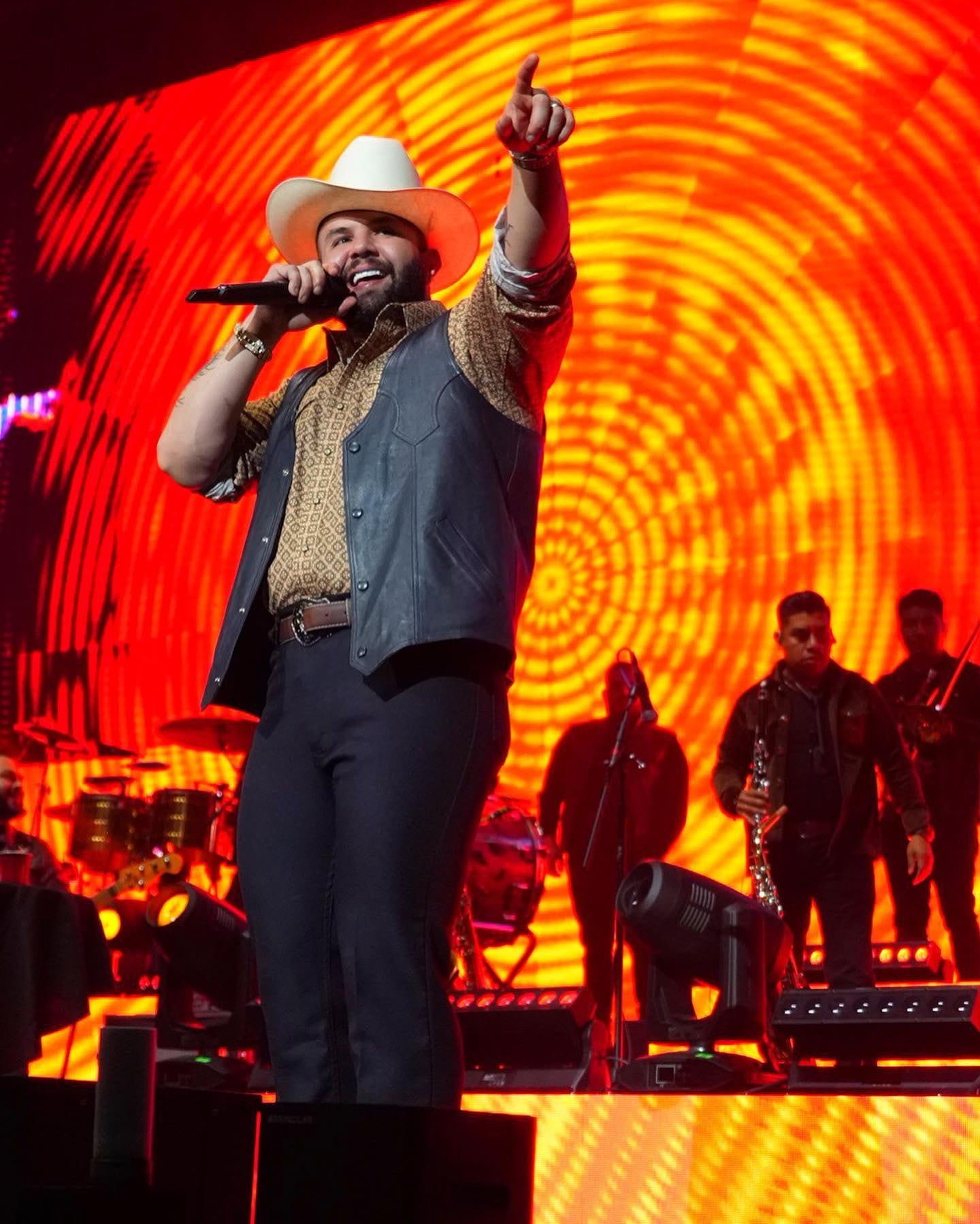 Carin León, cantante.